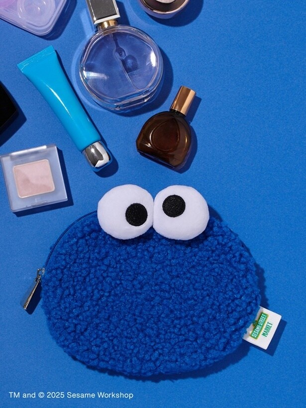 「フェイスポーチ」(2970円)