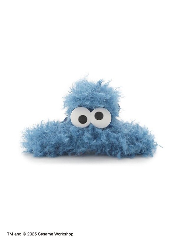 「ファーヘアクリップ」(2530円)