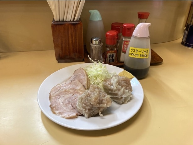 「しゅうまい チャーシュー盛合せ」(1100円)