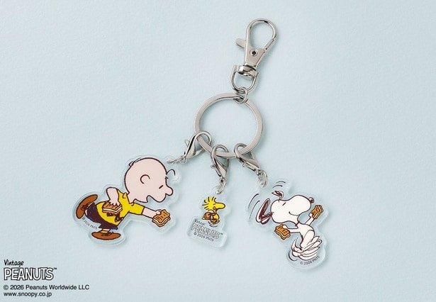 「スヌーピー シュガーバターの木 アクリルキーホルダー」(720円)