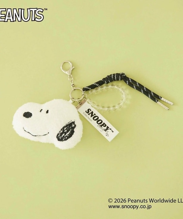 「SNOOPYコラボチャーム(WHITE)」(3300円)