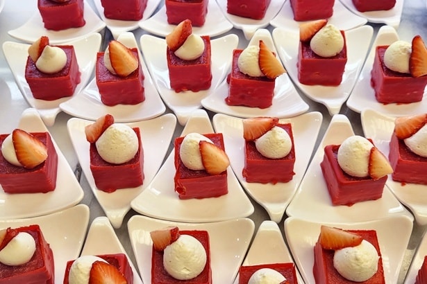 レモンケーキ 緑茶シャンティとストロベリー