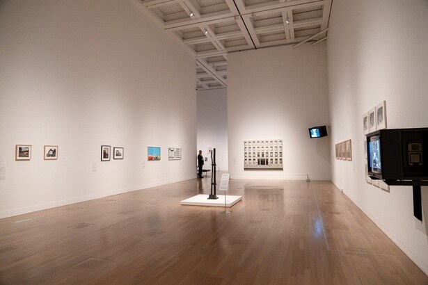 「第2章　おおぐま座 ― 都市のイメージをつなぐ」の展示風景