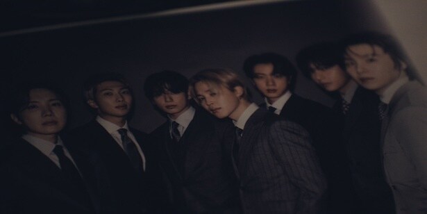 【写真】(BTSのメンバー左から)j-hope、RM、Jung Kook、Jimin、Jin、V、Suga