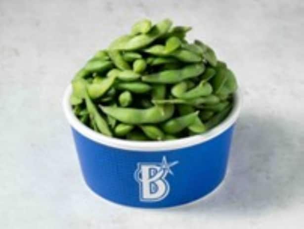 枝豆が500グラムも！「ベイスターズコラボ枝豆パーティーサイズ」(880円)