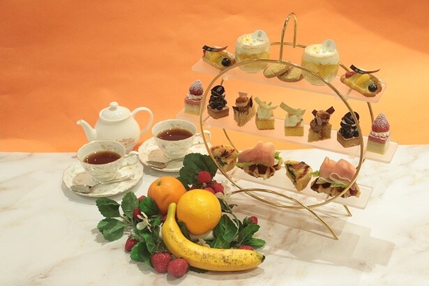 「フルーツアフタヌーンティー」(9500円)