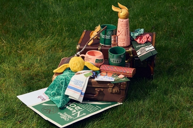 【ハリポタ】普段使いできる「クィディッチ」グッズが勢ぞろい！スタジオツアー東京の新コレクション、18アイテム全紹介