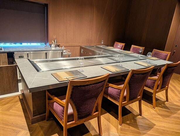 2室ある個室は、各最大6名が利用できる