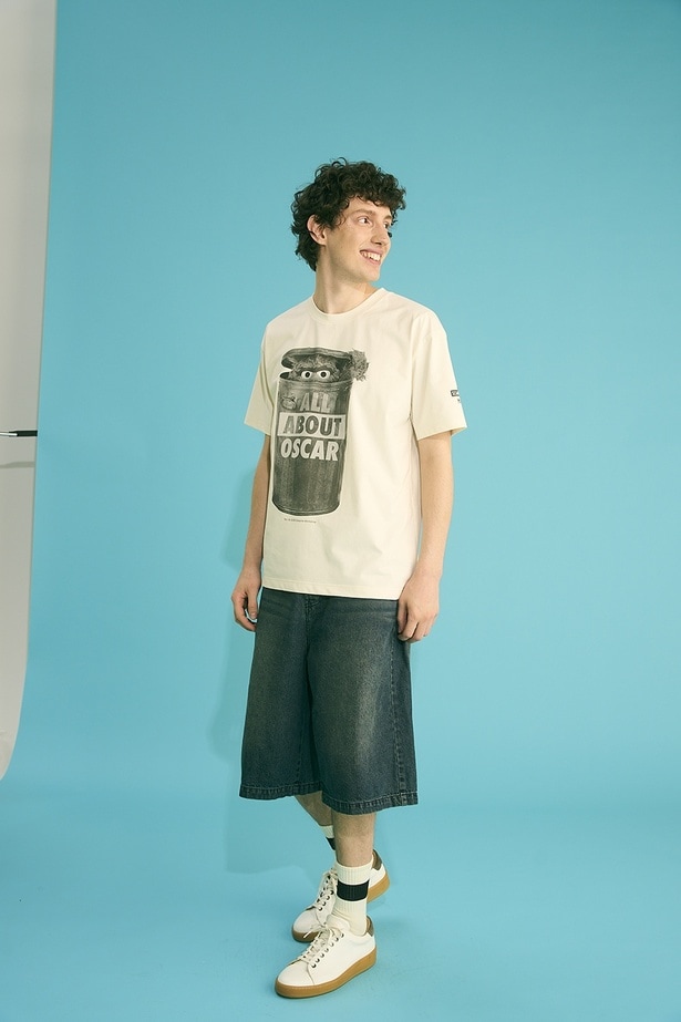 「モノクロフォトTシャツ(オスカー)」(大人5940円)