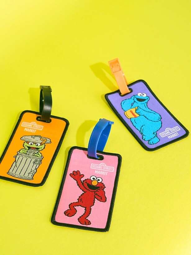 「ジャガードラゲッジタグ」(各2530円)