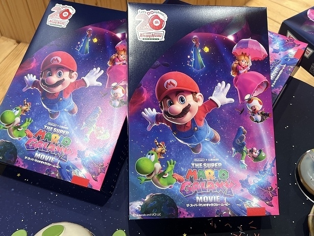 「ギャラクシー ダズン ハーフ(6個)」はボックスもコラボ限定バージョンに