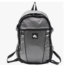 軽くてラクラクだから、ちょっとそこまでものときも気軽に使える【ロゴスパーク】デイパックをAmazonで発見‼