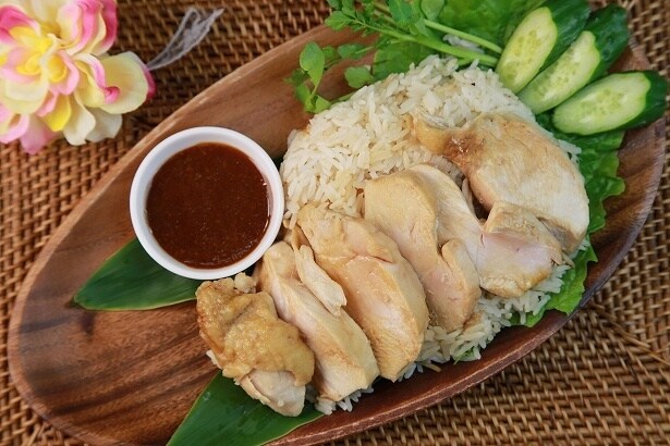 今回見事1位に選ばれた「カオマンガイ」