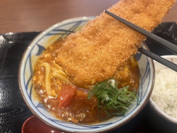 ボリューム満点の海老カツ