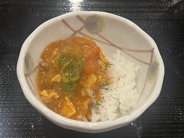 トマたまカレーはご飯との相性もいい