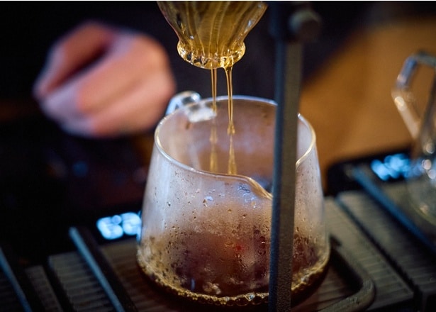 ドリップによって花ひらく香りは爽やかで芳醇