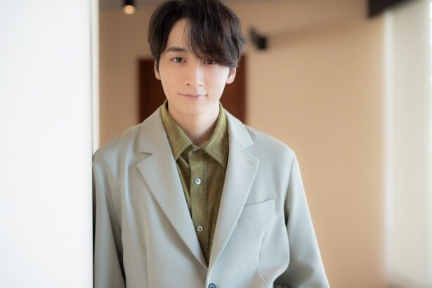 小関裕太「想像以上にチャレンジ意欲が湧く作品」韓国発の大ヒットミュージカル『レッドブック』が日本初上陸