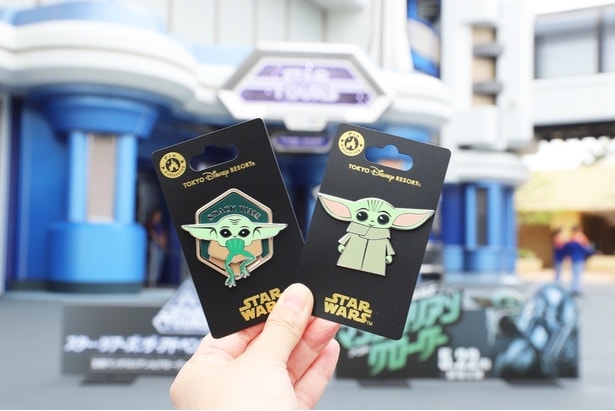 新発売された『スター・ウォーズ』の「ピンバッジ」(各1200円)。全4種類のうち、2種類はグローグーのデザイン