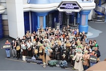 東京ディズニーランドで「スター・ツアーズ」特別バージョンがスタート！マンダロリアン＆グローグーに必ず会えるのは今だけ