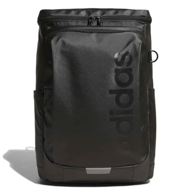 毎日の移動をスマートに。機能性とスタイルを両立した【アディダス】のバックパックがAmazonで販売中！