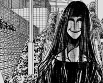 【ホラー】「ひーーー」「怖すぎる」地図アプリに映り込む同じ女性…ホッとした次のページに最大の恐怖が来る…!!【作者に聞く】