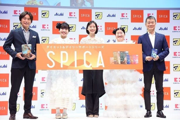 松本貴志さん、川原浩さんとゲスト陣によるフォトセッション