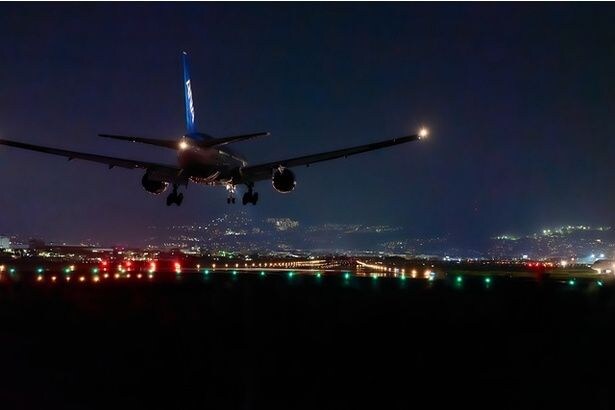 那覇空港から車で15分ほど。到着後すぐに非日常へと誘われる圧倒的な近さが魅力