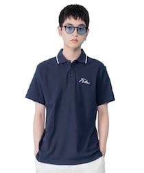 夏の定番を格上げする一着。機能性と洗練を両立した【フィラ】のポロシャツが、今ならAmazonで販売中！