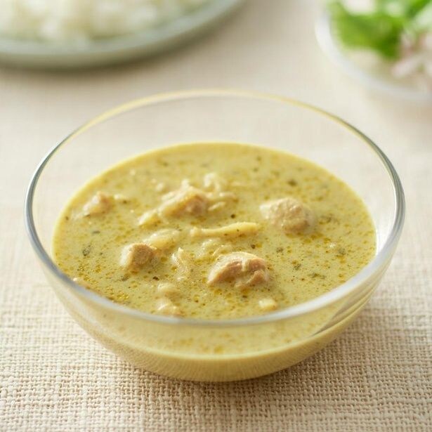 素材を生かした冷やして食べるチキンジンジャーカレー
