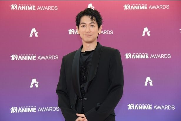 DEAN FUJIOKA(ディーン・フジオカ)さん:俳優・アーティスト。ミュージックパフォーマンスで出演