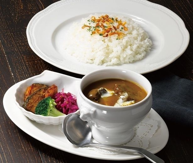 「黒毛和牛とゴーダチーズの欧風カレー」
