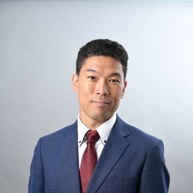 不動産鑑定士の資格を持ち、マンション開発なども手掛ける小原正徳さん