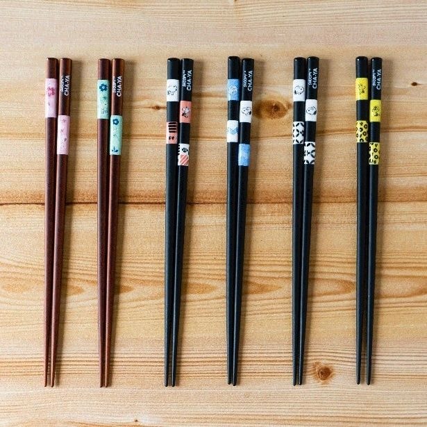 「とんぼ玉箸」(各1430円)