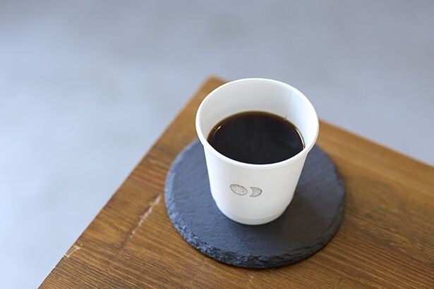 ネルならではのトロっとした質感を残しつつ、すっきりした後味に仕上げた、ハンドドリップコーヒー600円