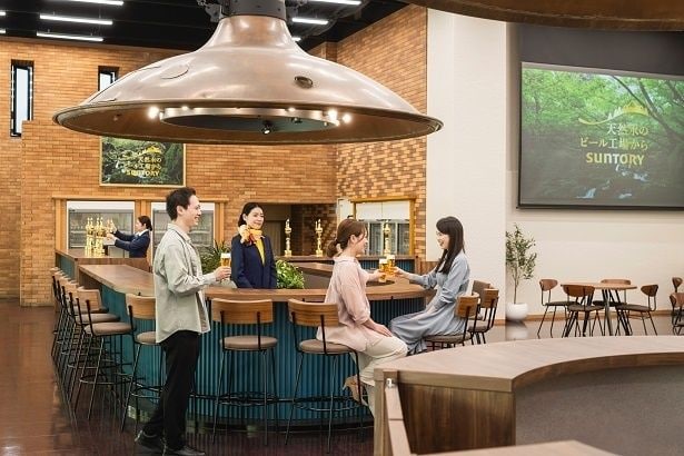 見学後は、試飲会場でお楽しみの試飲タイム！