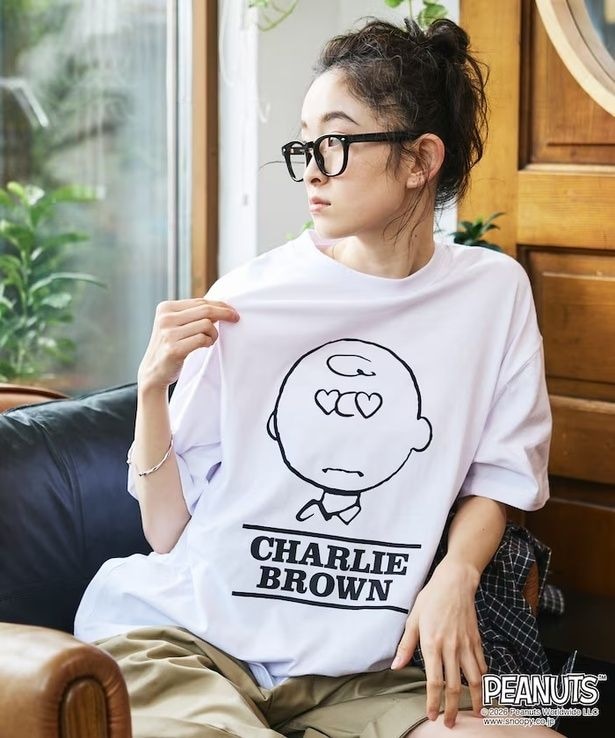 「PEANUTS/ピーナッツ 別注 ビッグシルエット クルーネックTシャツ/チャーリー・ブラウン/Heart Eye 【限定展開】(ホワイト)」(4994円)