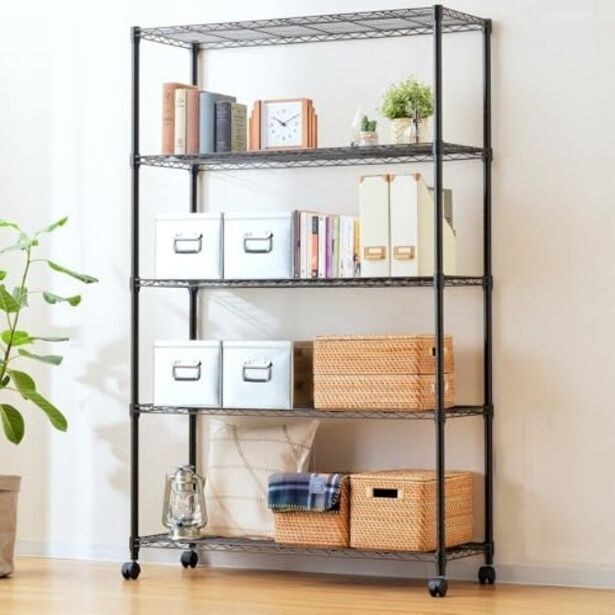 おしゃれな黒で空間を格上げ！【ドウシシャ】スチールラックで魅せる収納をAmazonで販売中！