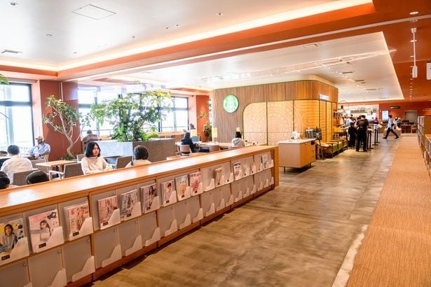 コーヒーと一緒に、のんびり読書時間が楽しめる