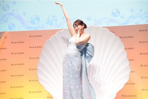 森香澄さんが考えた“ハッピーな気分が伝わるポーズ”