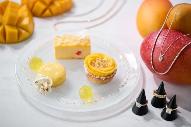 【写真】中段にある「マンゴーショコラ」「マンゴーキャラメルタルト」「レモンケーキ」