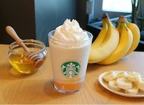 【スタバ新作】規格外の“もったいないバナナ”使用！贅沢な2つのフラペチーノが登場