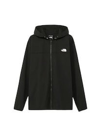 強烈な日差しをこれ一枚で完全防備。【ザ・ノース・フェイス】のフード付きジャケットが、夏のあらゆるアウトドアシーンで活躍する。Amazonで販売中！