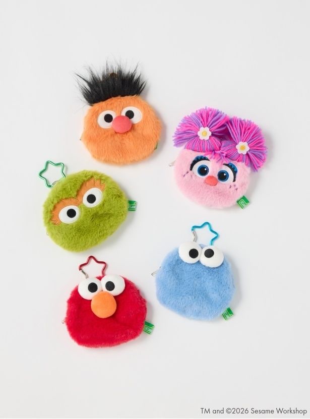 「(SESAME STREET) フェイスポーチ」(各3300円)