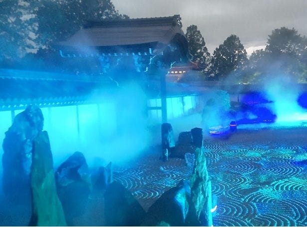 ニューロミュージック坐禅って何!?京都の禅寺「東福寺」の雲海立ち込める夜間参拝で、光と音に包まれる新しい座禅を体験！