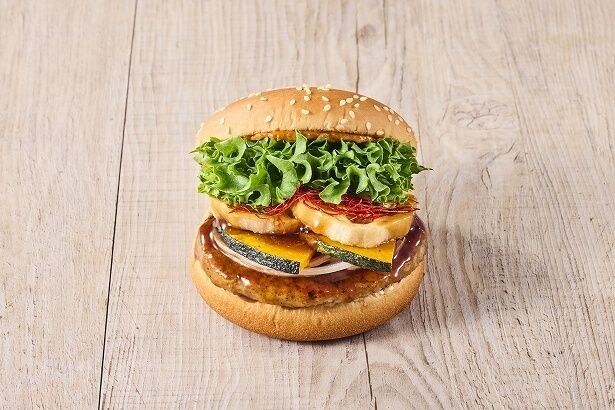 「生七味香る 蓮根と南瓜の黒酢あんバーガー」