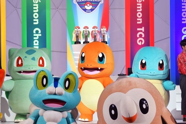 【写真を見る】「ポケットモンスター 赤・緑」に登場するフシギダネ、ヒトカゲ、ゼニガメ