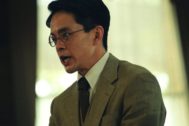 池松壮亮さん演じる宇治田洋一の鬼気迫る横顔
