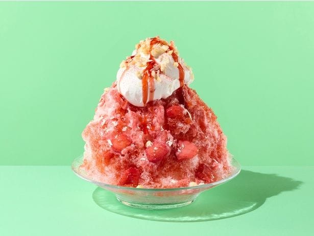 「いちご」(979円)。果肉入りいちごソース&ミルクシロップ付き