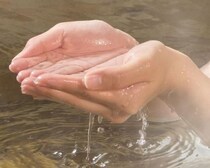 pH10超えって数値バグってる!?福岡・朝倉エリアは想像を絶する“ヌルヌル湯”の宝庫だった！【九州の日帰り温泉vol.16】