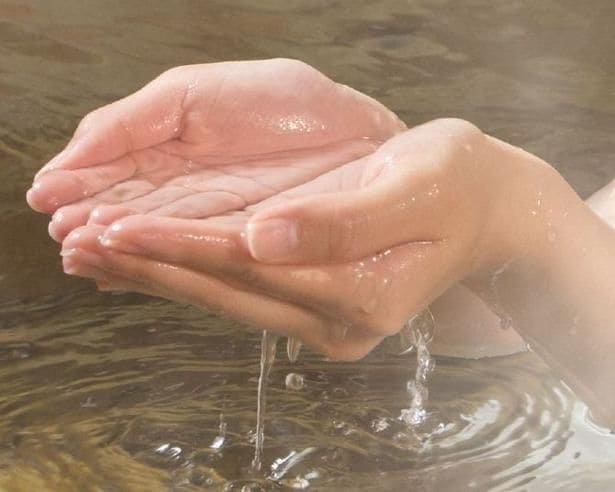 pH10超えって数値バグってる!?福岡・朝倉エリアは想像を絶する“ヌルヌル湯”の宝庫だった!【九州の日帰り温泉vol.16】